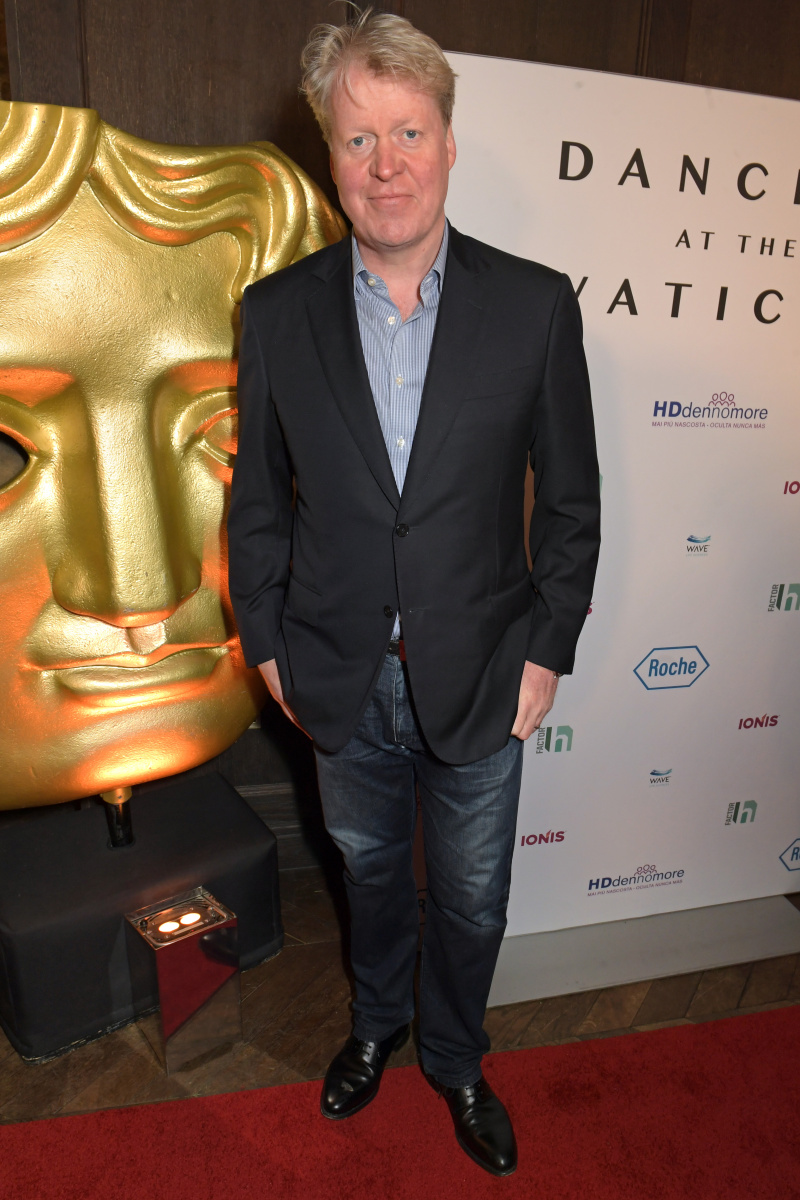 تشارلز سبنسر في العرض الأول لفيلم"Dancing at the Vatican" in London, England on February 5, 2020 | Source: Getty Images