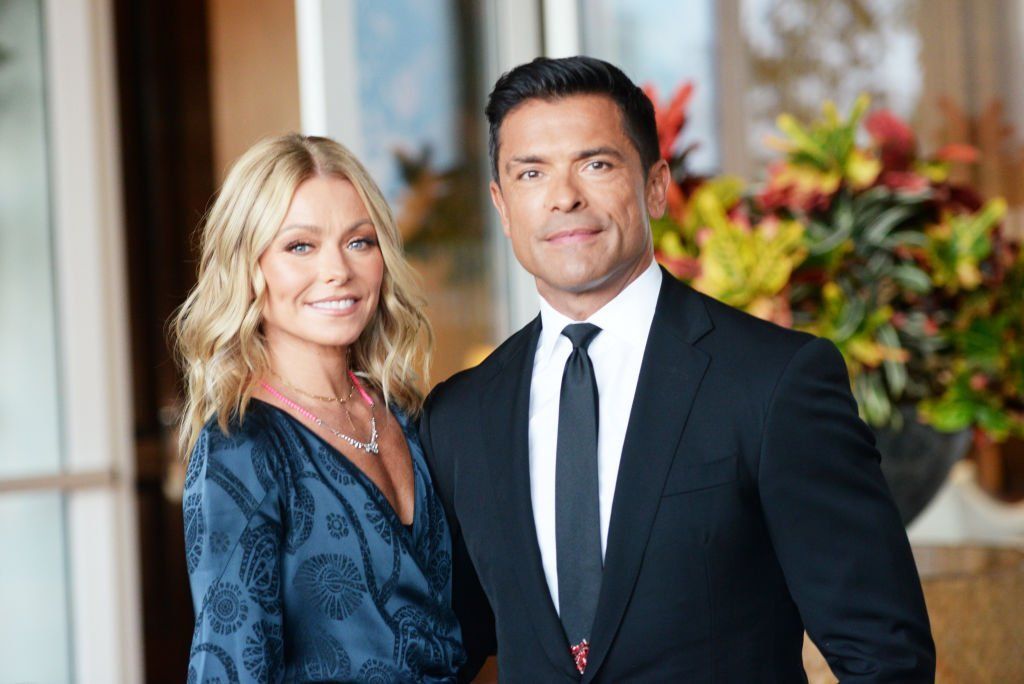 Hosts Kelly Ripa and Mark Consuelos arrive at the Los Angeles LGBT Center