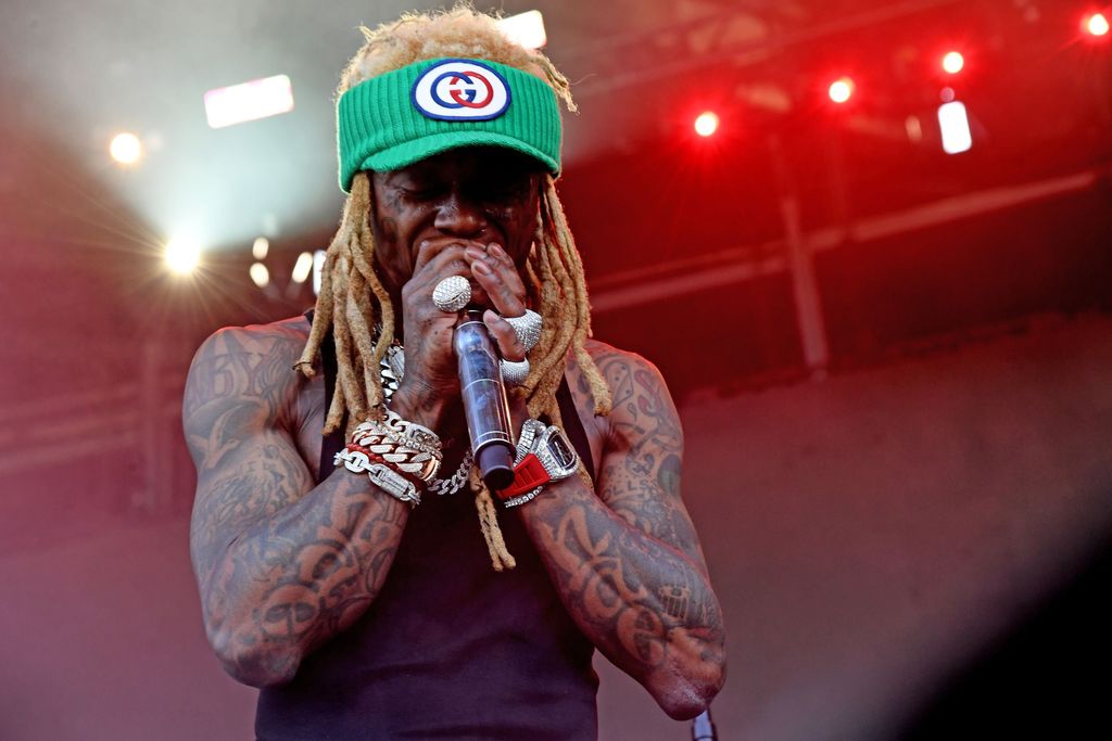 Lil Wayne & Rumored Fiancée La'Tecia Thomas впервые публикуются на Суперкубке 2020