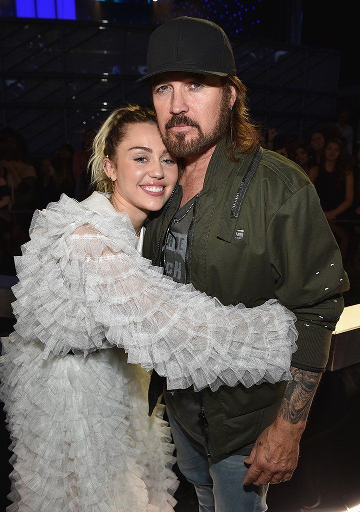 Miley Cyrus and her father Billy Ray. I Image: Getty Images.